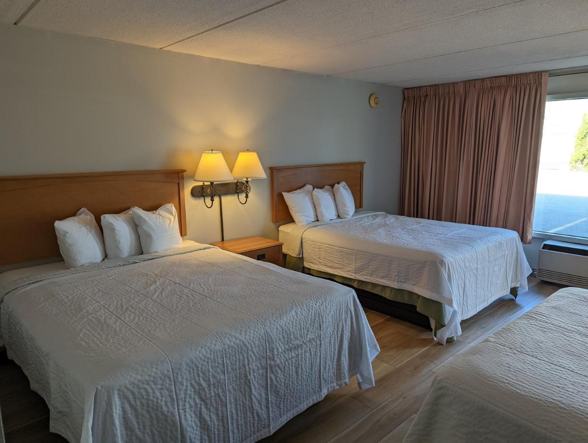 Days Inn By Wyndham Birch Run Ngoại thất bức ảnh