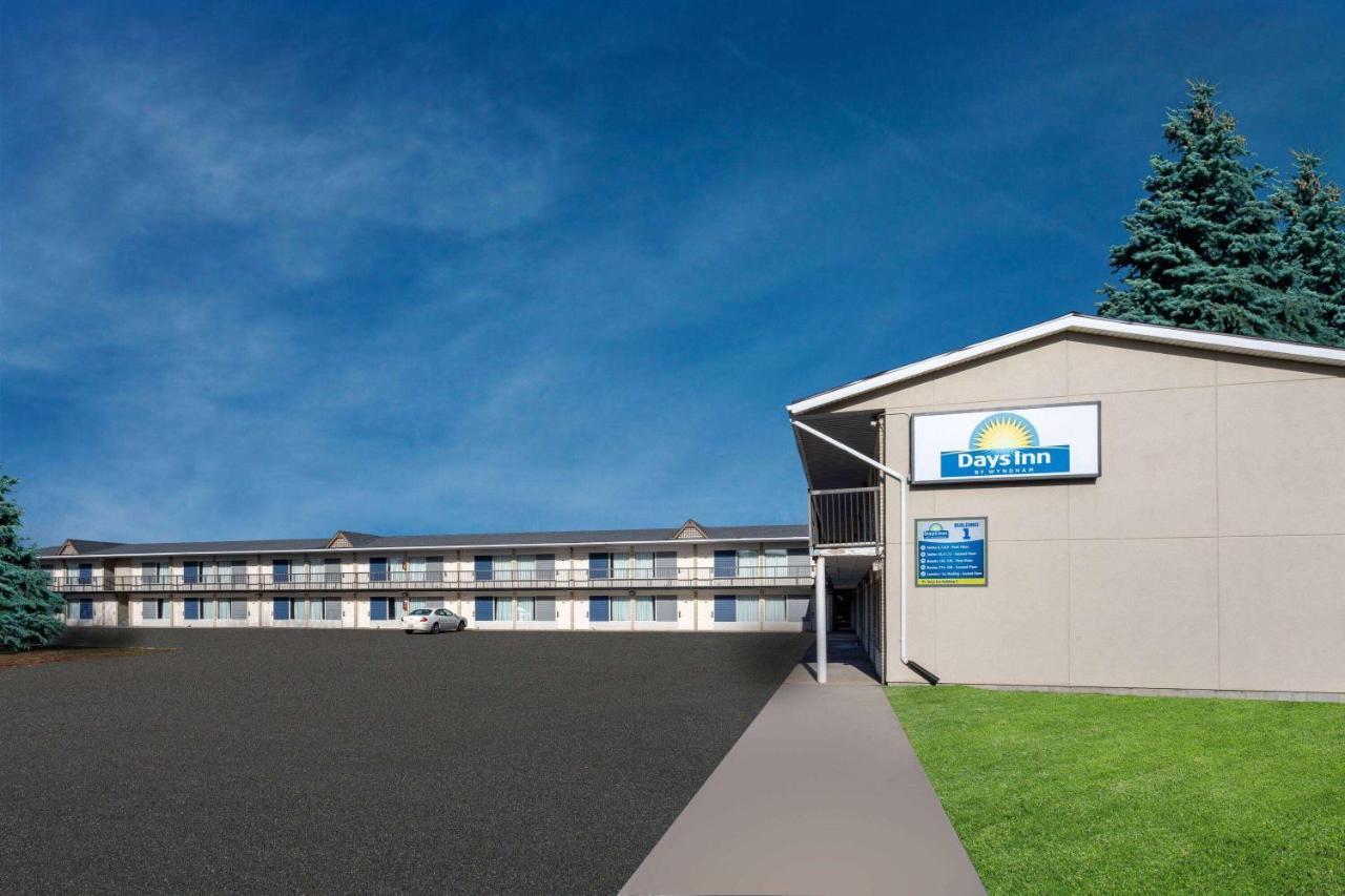 Days Inn By Wyndham Birch Run Ngoại thất bức ảnh
